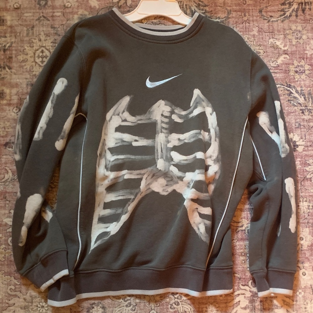 Hand painted nike sweatshirt
